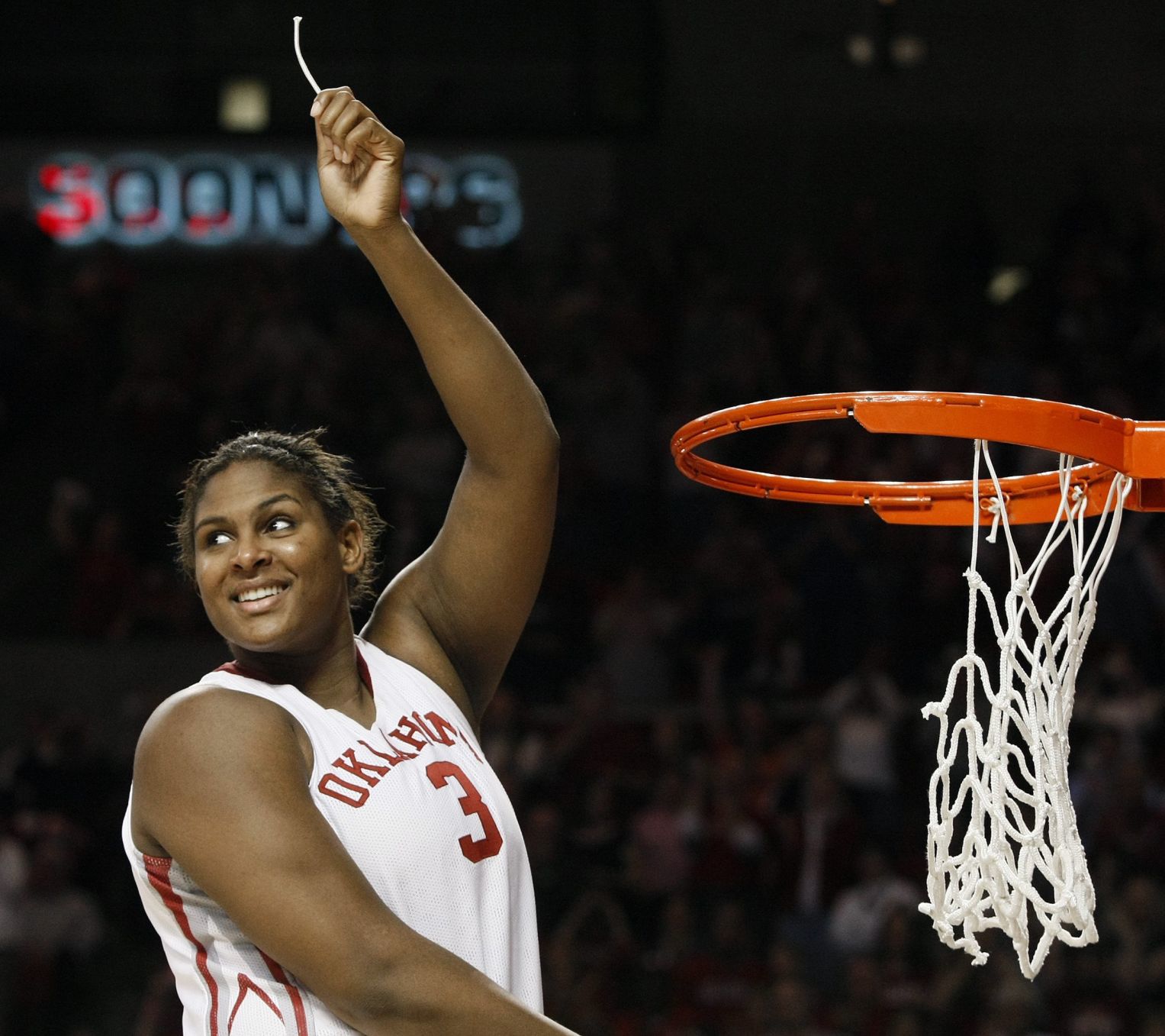 Courtney Paris returning to OU